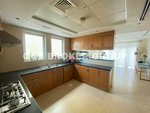 3 bedrooms Villa in Jumeirah Park, UAE No. 1535 - Image 15