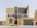 4 bedrooms Villa in Al Barsha, UAE No. 1562 - villa in Dubai