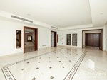 5 bedrooms Villa in Jumeirah Islands, UAE No. 15644 - Image 5