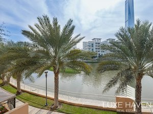 4 bedrooms Townhouse in Jumeirah Islands, UAE No. 15720