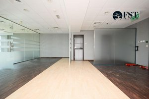 98.3m² Office in Business Bay, UAE No. 16147