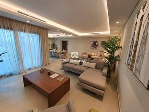 5 bedrooms Townhouse in Al Rahmaniya, UAE No. 16355