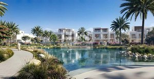 5 bedrooms Villa in Dubai, UAE No. 16527