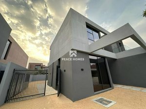 4 bedrooms Villa in Tilal City, UAE No. 16823