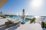 5 bedrooms Villa in Abu Dhabi, UAE No. 16983 - Image 2