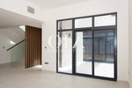 5 bedrooms Villa in Yas Island, UAE No. 17012 - Image 4