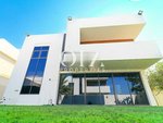 5 bedrooms Villa in Yas Island, UAE No. 17025 - villa in Dubai