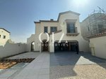 2 bedrooms Townhouse in Abu Dhabi, UAE No. 17075 - Image 4