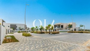4 bedrooms Villa in Yas Island, UAE No. 17081