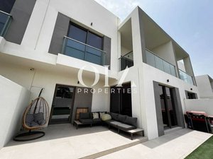 3 bedrooms Townhouse in Yas Island, UAE No. 17108