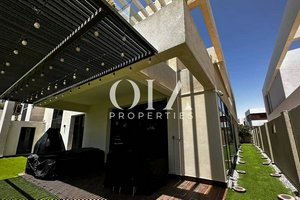 5 bedrooms Villa in Yas Island, UAE No. 17226