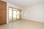 5 bedrooms Villa in Khalifa City, UAE No. 17303 - Image 7