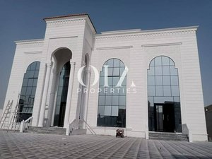 7 bedrooms Villa in Al Rahba, UAE No. 17383