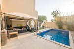 4 bedrooms Villa in Al Raha Gardens, UAE No. 17394 - villa in Dubai