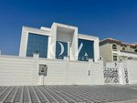 6 bedrooms Villa in Baniyas, UAE No. 17465 - villa in Dubai