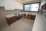 5 bedrooms Villa in Yas Island, UAE No. 17509 - Image 8