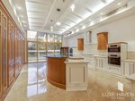 6 bedrooms Villa in Emirates Hills, UAE No. 17807 - Image 13