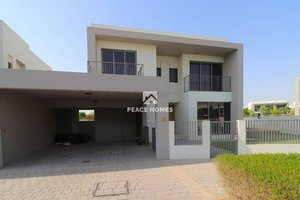 5 bedrooms Villa in Dubai Hills Estate, UAE No. 18485