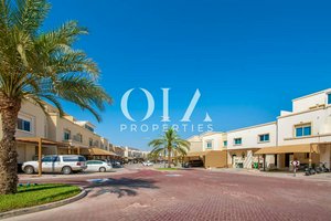 5 bedrooms Townhouse in Al Reef, UAE No. 18537