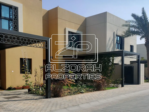 5 bedrooms Villa in Sharjah, UAE No. 18595