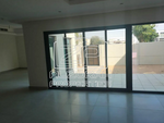 5 bedrooms Villa in Sharjah, UAE No. 18595 - Image 8