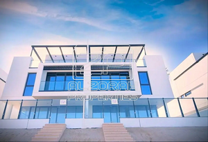 4 bedrooms Villa in Sharjah Waterfront City, UAE No. 18599