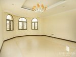 4 bedrooms Villa in Palm Jumeirah, UAE No. 19176 - Image 3