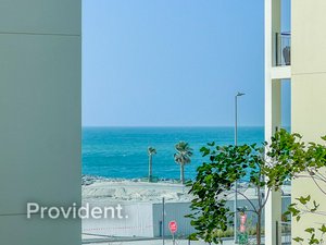 1 bedroom Apartment in Jumeirah, UAE No. 1940
