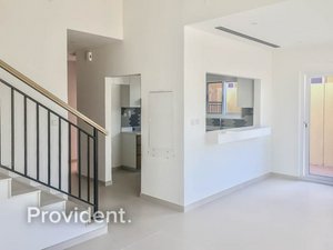 4 bedrooms Villa in Dubai Land, UAE No. 1943