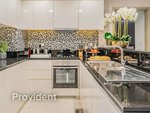 1 bedroom Apartment in Business Bay, UAE No. 1957 - Image 11