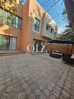 4 bedrooms Villa in Abu Dhabi, UAE No. 20120 - Image 2
