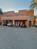 4 bedrooms Villa in Abu Dhabi, UAE No. 20120 - Image 3