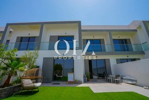 3 bedrooms Townhouse in Yas Island, UAE No. 20550