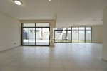 4 bedrooms Villa in Yas Island, UAE No. 20558 - Image 14