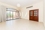 5 bedrooms Villa in Abu Dhabi, UAE No. 20559 - Image 9