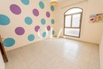 5 bedrooms Villa in Abu Dhabi, UAE No. 20559 - Image 13