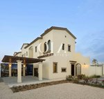 2 bedrooms Villa in Abu Dhabi, UAE No. 20562 - villa in Dubai