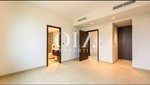 2 bedrooms Townhouse in Abu Dhabi, UAE No. 20566 - Image 9