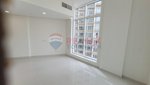 2 bedrooms Apartment in Dubai, UAE No. 20773 - Image 3