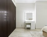 Studio in Dubai, UAE No. 20958 - Image 3