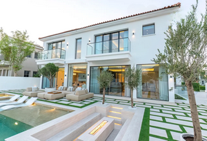 6 bedrooms Villa in Dubai, UAE No. 21101