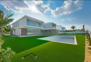 6 bedrooms Villa in Dubai, UAE No. 21103