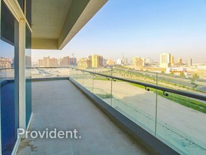 1 bedroom Apartment in Dubai Healthcare City, UAE No. 2112