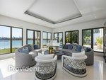 6 bedrooms Villa in Palm Jumeirah, UAE No. 2116 - Image 2