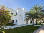 6 bedrooms Villa in Palm Jumeirah, UAE No. 2116 - Image 33