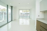 2 bedrooms Apartment in Dubai, UAE No. 21266 - Image 3