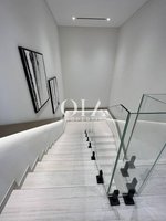 5 bedrooms Villa in Abu Dhabi, UAE No. 21699 - Image 9