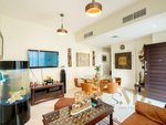 3 bedrooms Villa in Dubai, UAE No. 21759 - villa in Dubai