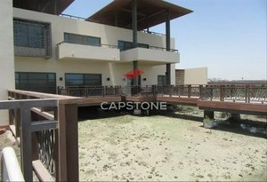 4 bedrooms Villa in Al Gurm West, UAE No. 21868