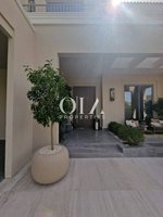 5 bedrooms Villa in Abu Dhabi, UAE No. 22155 - Image 3